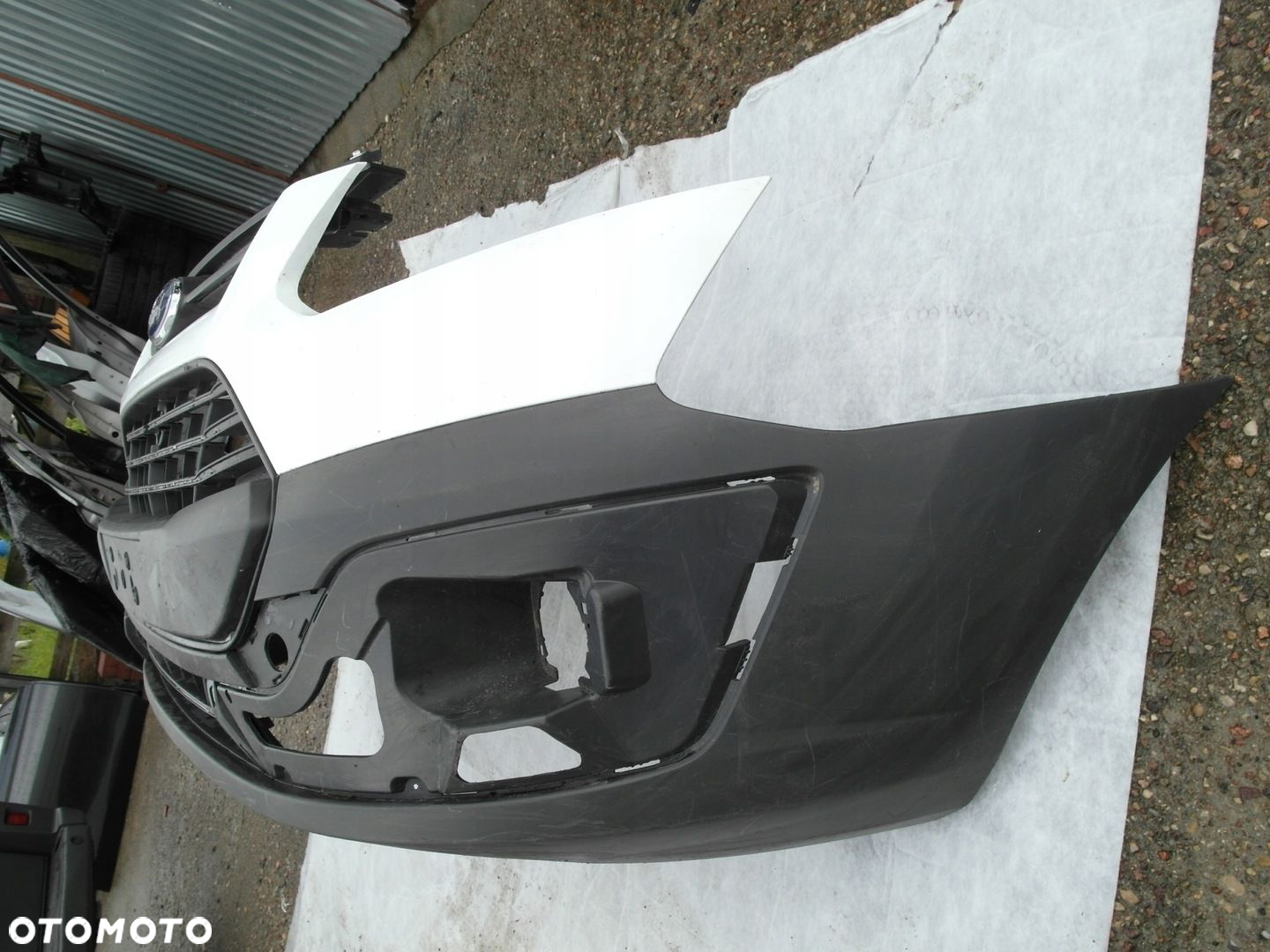 FORD CUSTOM CAŁY ZDERZAK PRZEDNI - 3