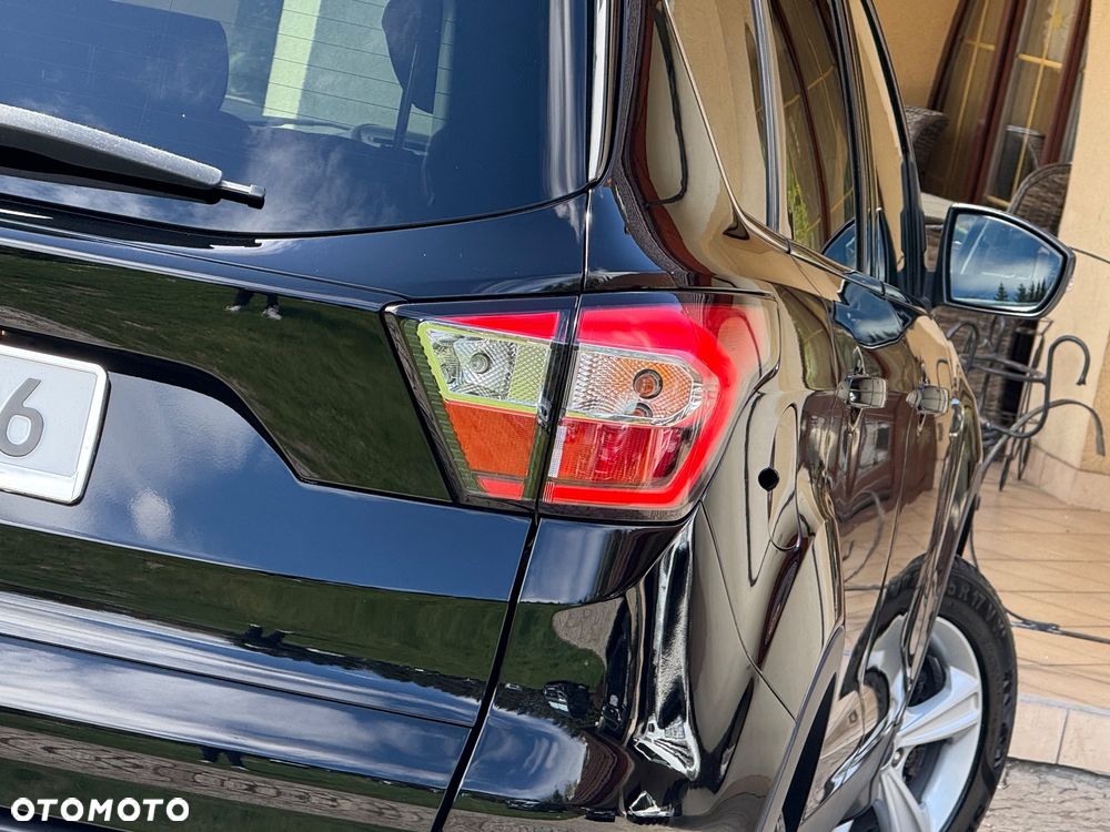 Ford Kuga 2.0 TDCi FWD Titanium Plus - 11