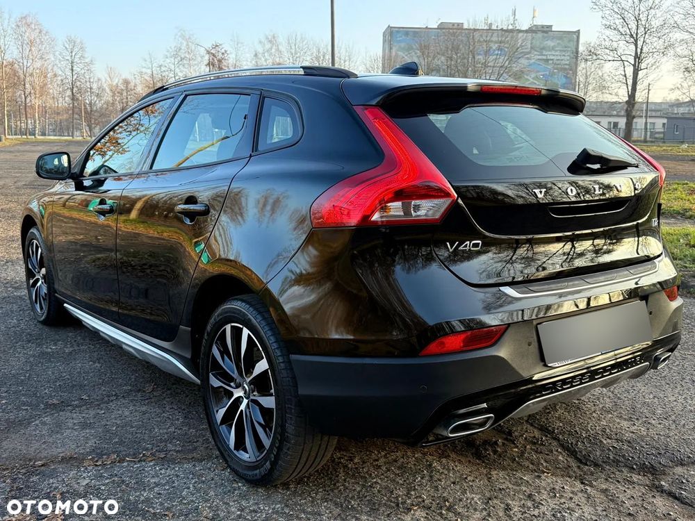 Volvo V40 Cross Country D2 Kinetic - 4