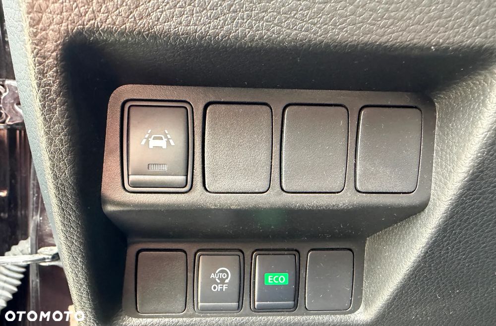 Nissan Qashqai 1.3 DIG-T N-Style DCT - 26