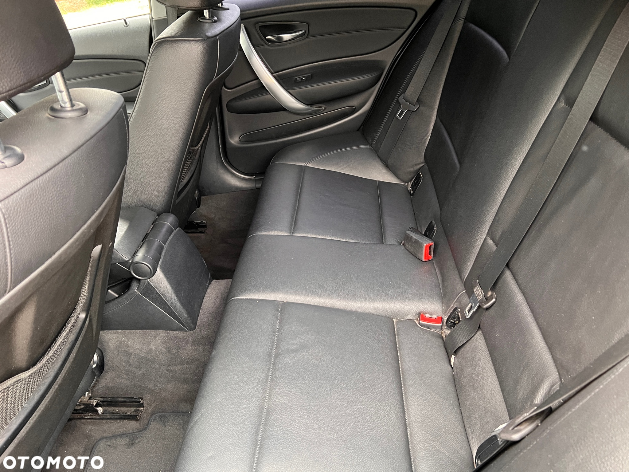 BMW Seria 1 123d DPF - 25