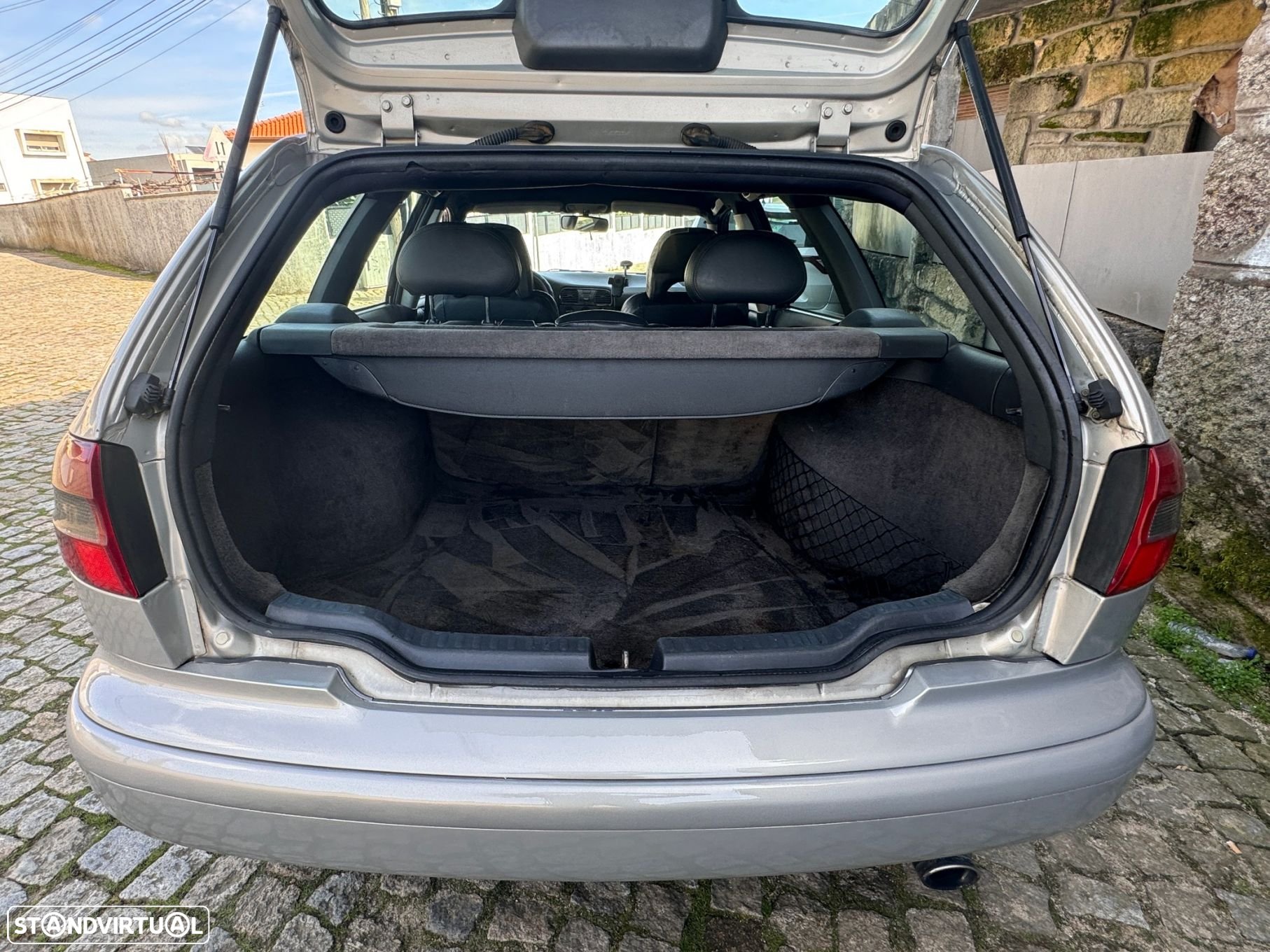 Volvo V40 1.9 TD - 26