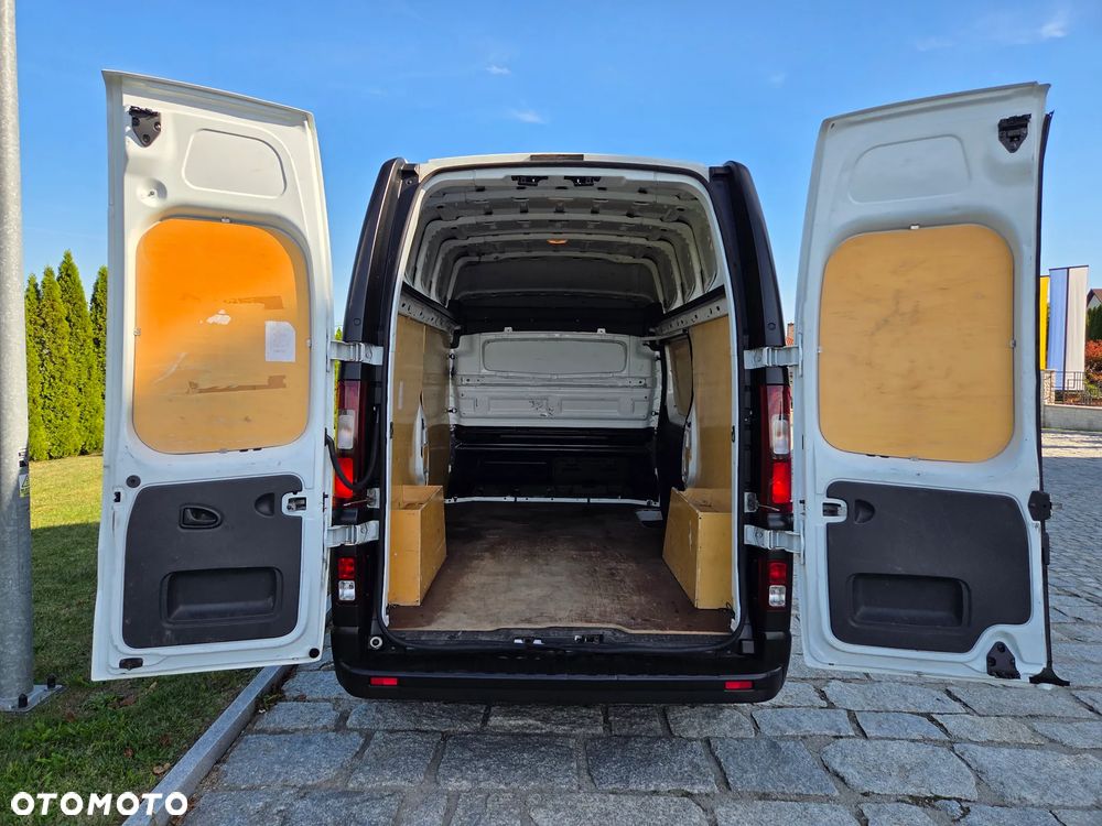 Renault Trafic Furgon - 9