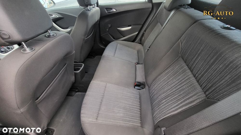 Opel Astra - 32