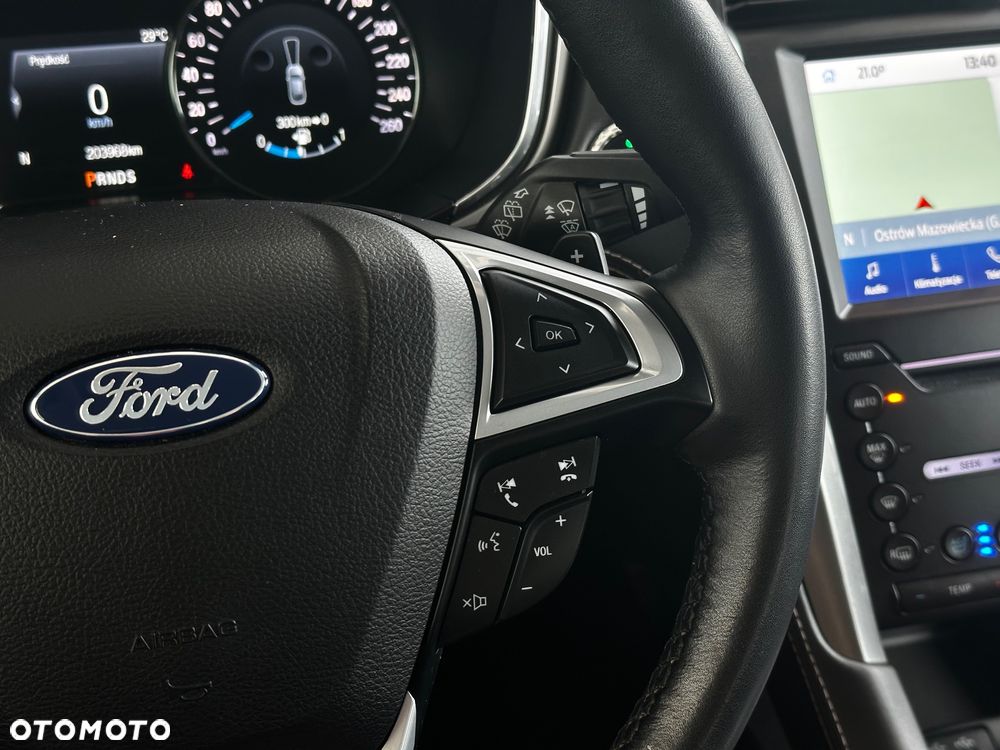 Ford Mondeo - 28