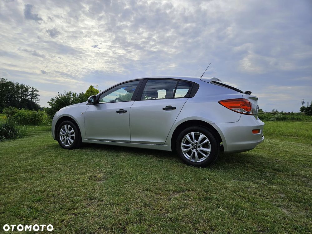 Chevrolet Cruze - 7