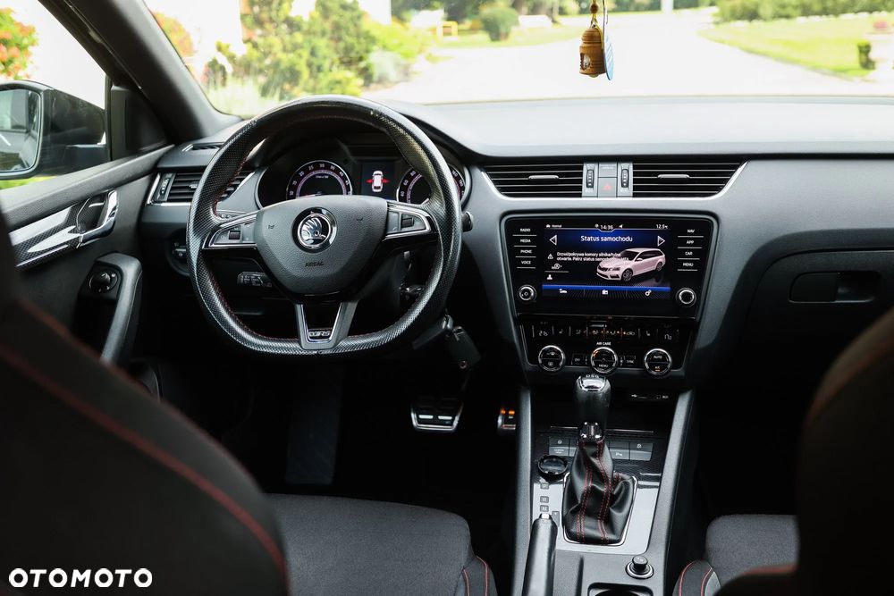 Skoda Octavia 2.0 TDI RS DSG - 22