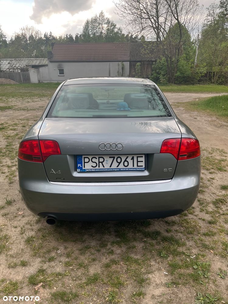 Audi A4 Limousine - 7