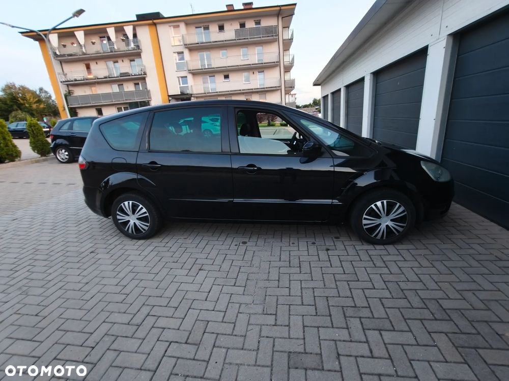 Ford S-Max - 8