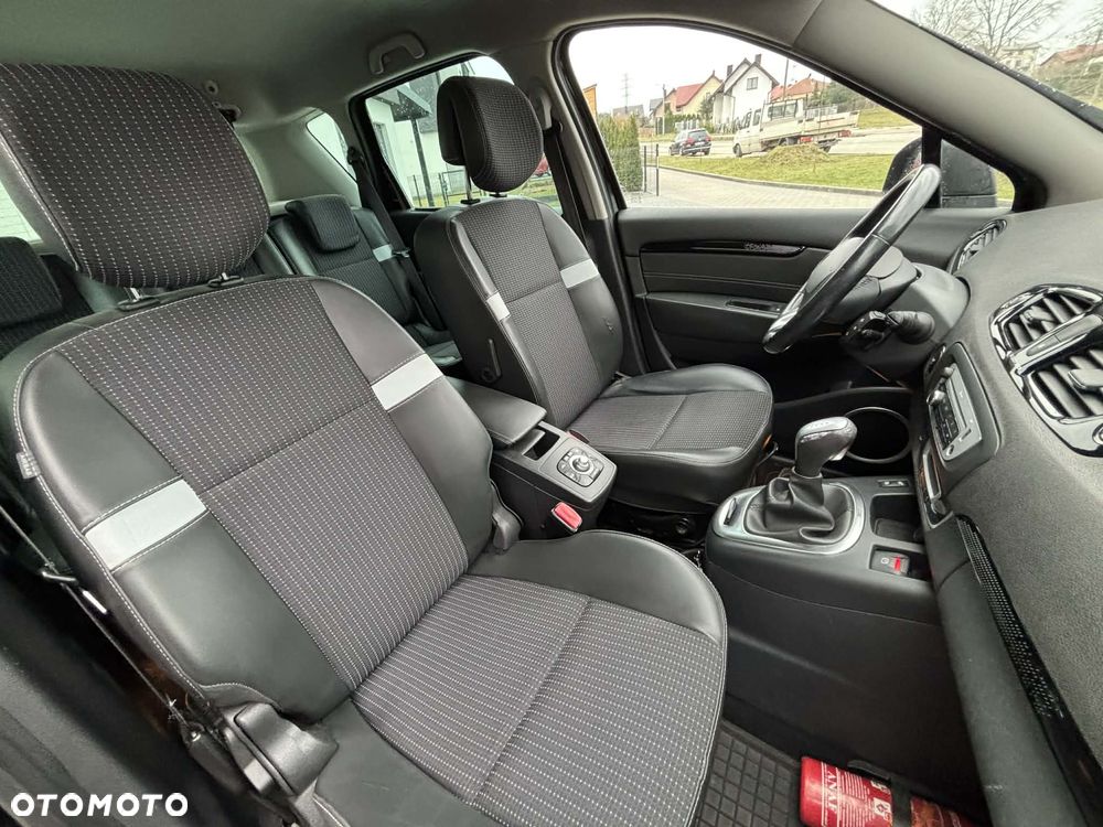 Renault Scenic dCi 110 EDC Expression - 21