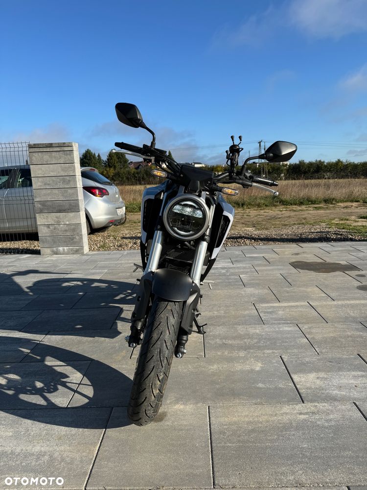 Honda CB - 2