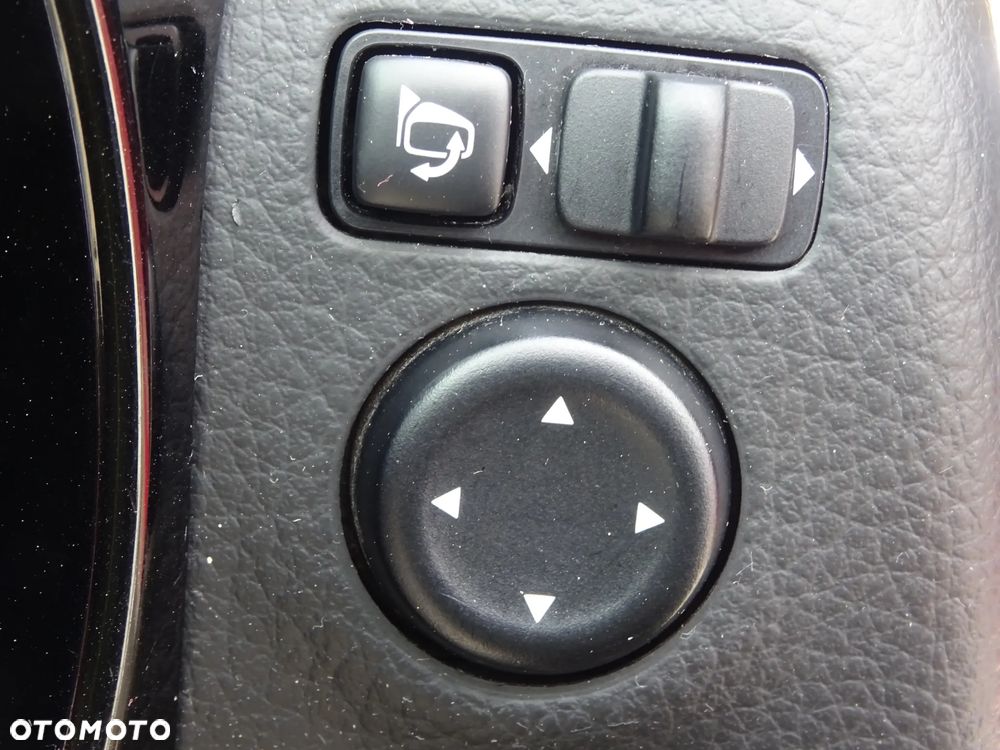 Nissan Qashqai 1.6 dCi 360 S&S - 33