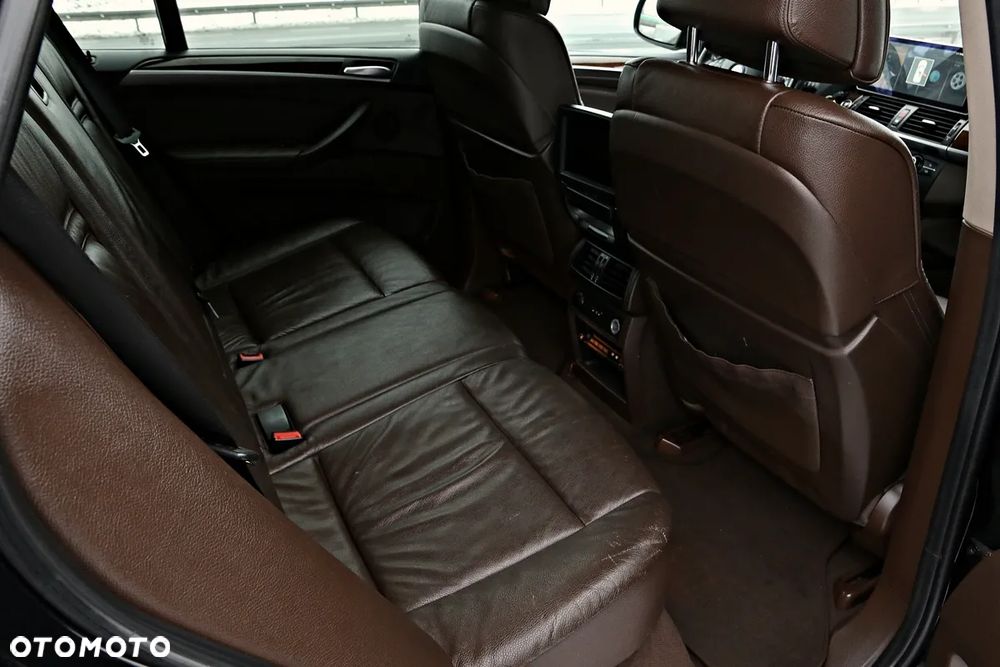 BMW X5 xDrive30d Edition Exclusive - 29