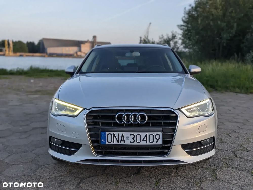 Audi A3 Sportback 2.0 TDI Attraction - 2