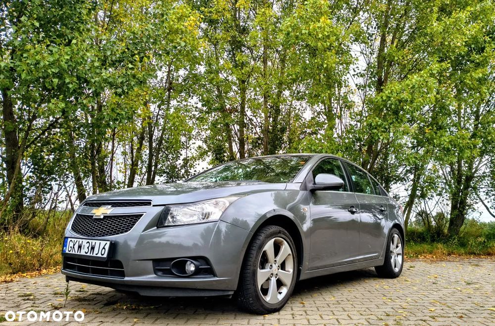 Chevrolet Cruze 1.8 LT - 4