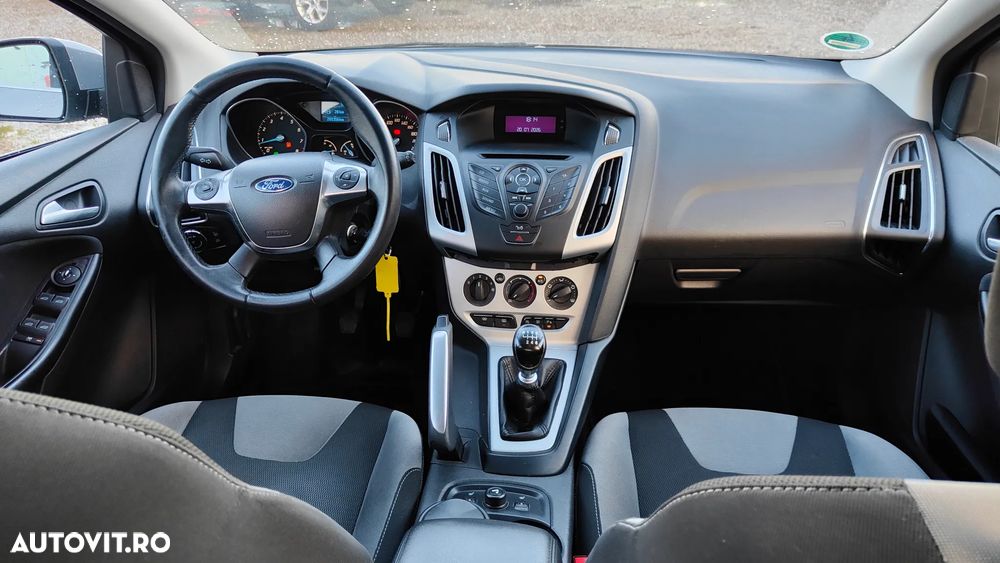 Ford Focus - 7