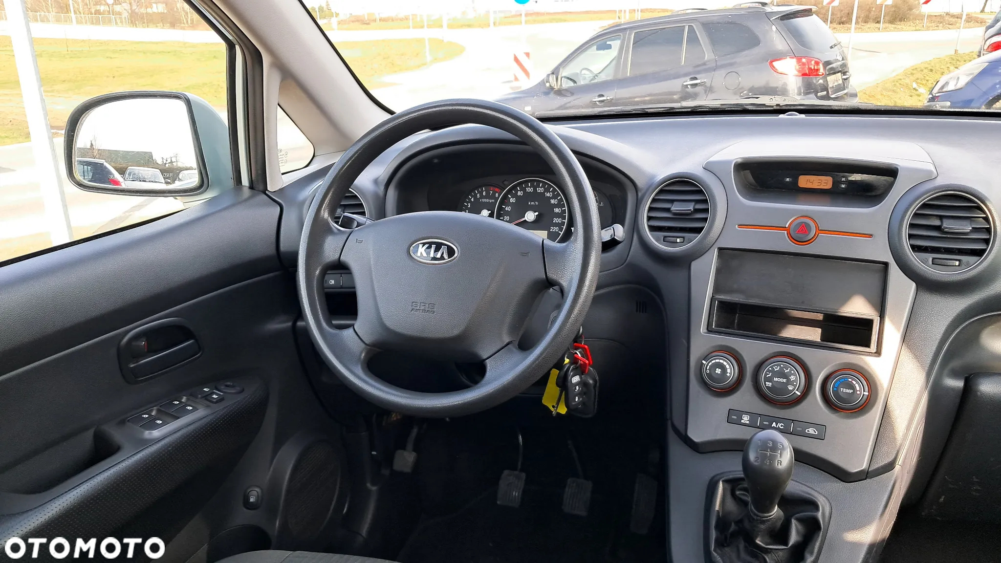 Kia Carens 2.0 CVVT LX Basis - 6