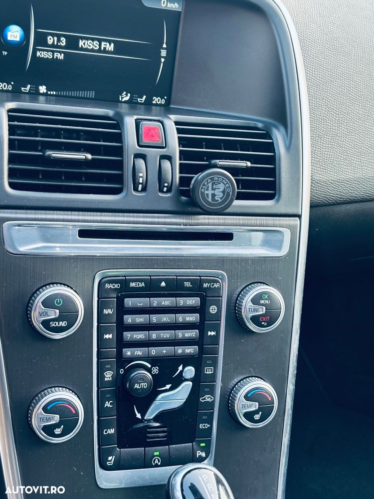 Volvo XC 60 D4 Geartronic Summum - 10