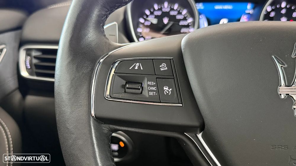 Maserati Levante S Q4 - 24