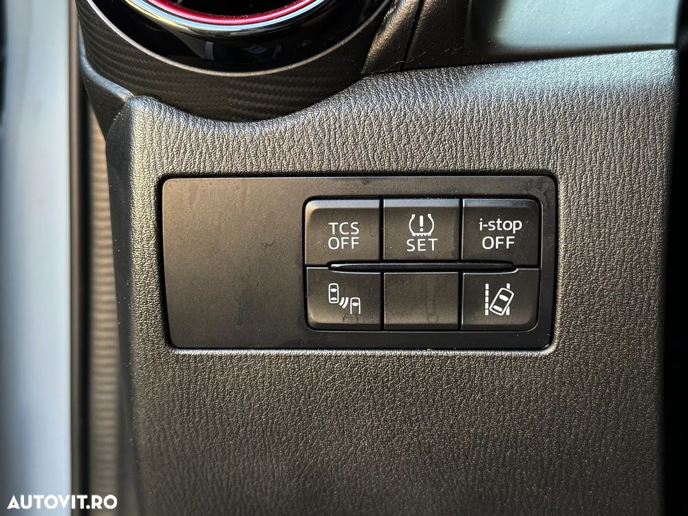 Mazda CX-3 CD105 4x4 AT Revolution Top - 34