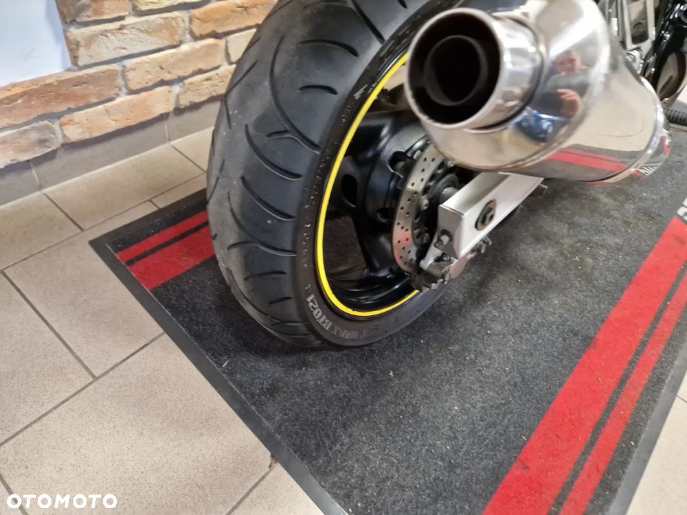 Yamaha FZS - 31