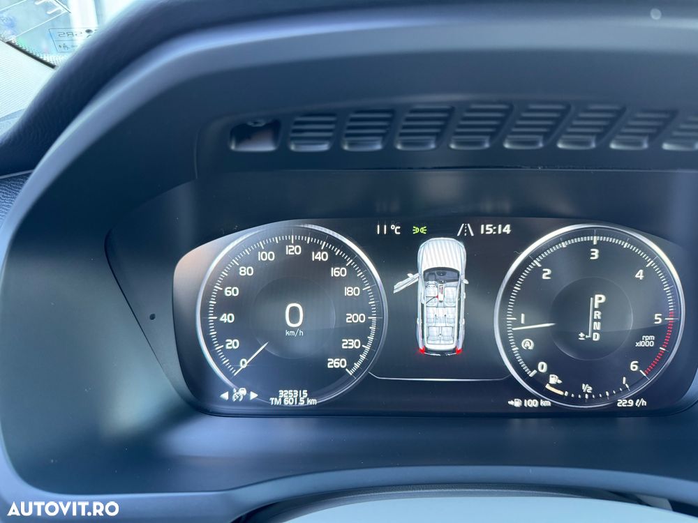 Volvo XC 90 D5 AWD Geartronic Inscription - 16