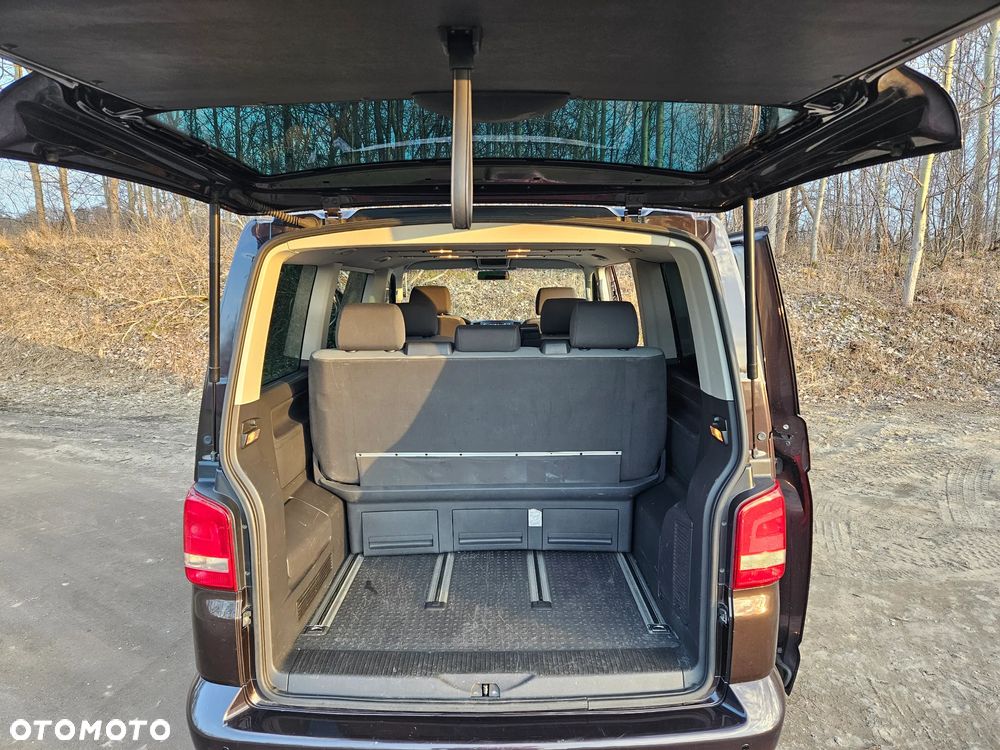 Volkswagen Multivan - 9