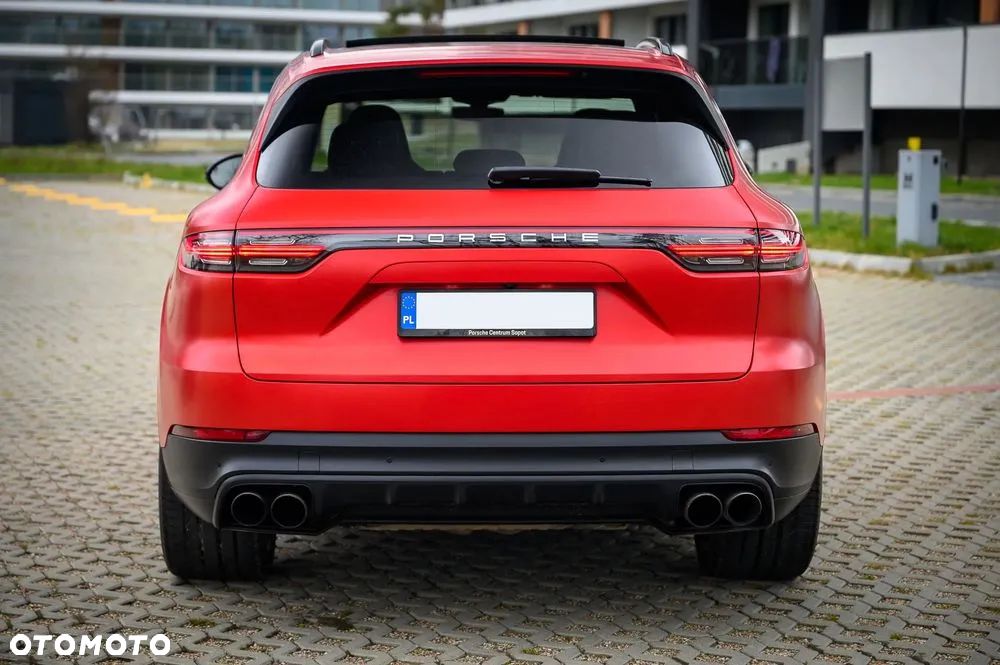 Porsche Cayenne S - 4