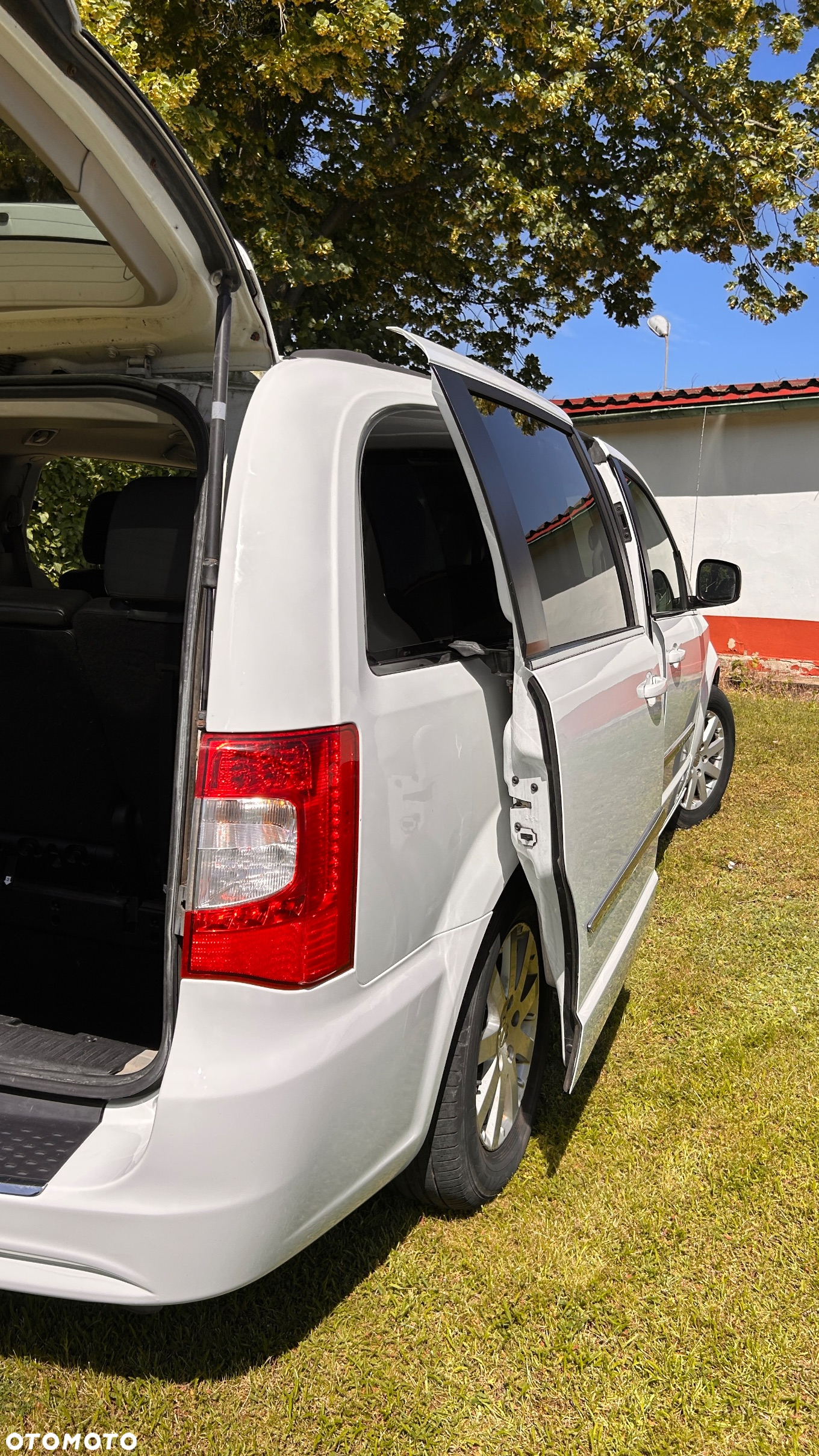 Chrysler Town & Country 3.6 Touring - 19