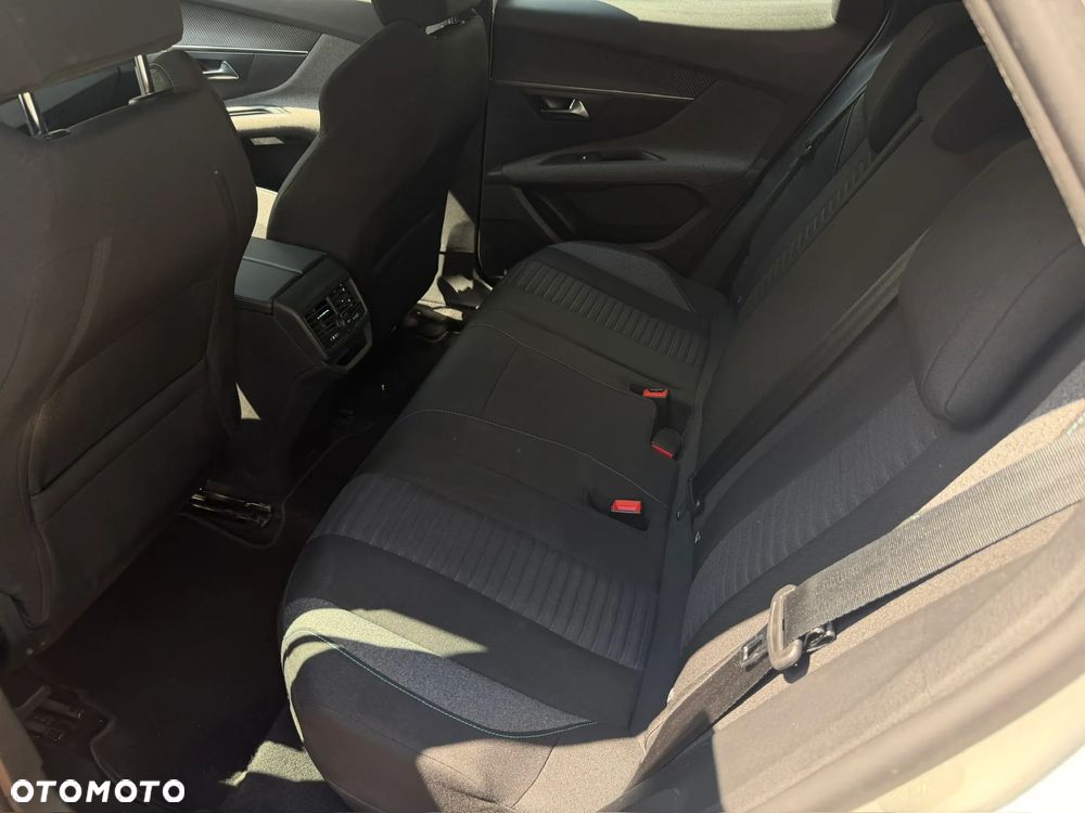 Peugeot 3008 1.6 PureTech Hybrid PHEV Active Pack S&S EAT8 - 22