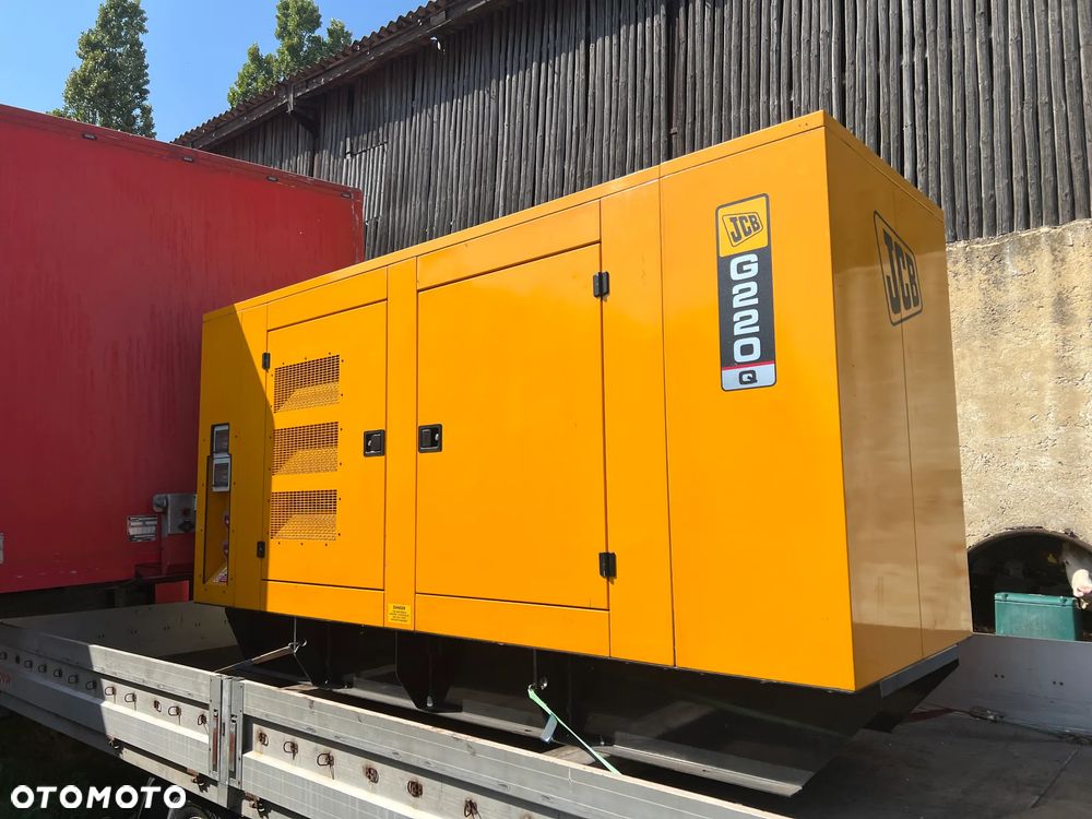 JCB G220Q - 16