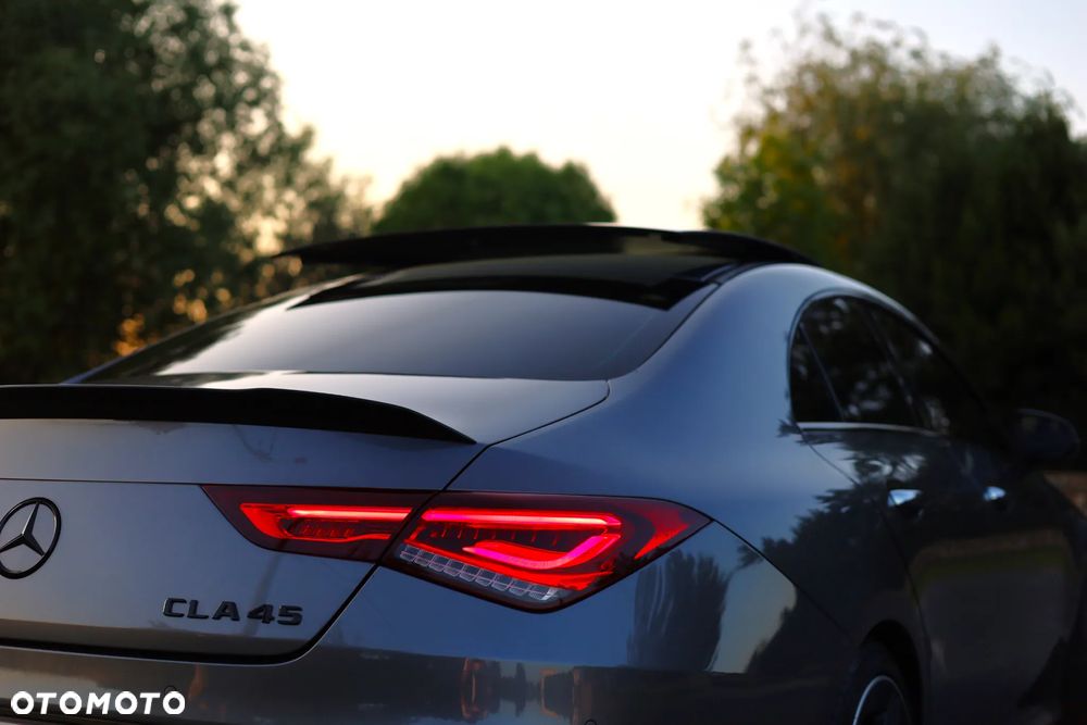 Mercedes-Benz CLA AMG 45 4-Matic 8G-DCT - 18