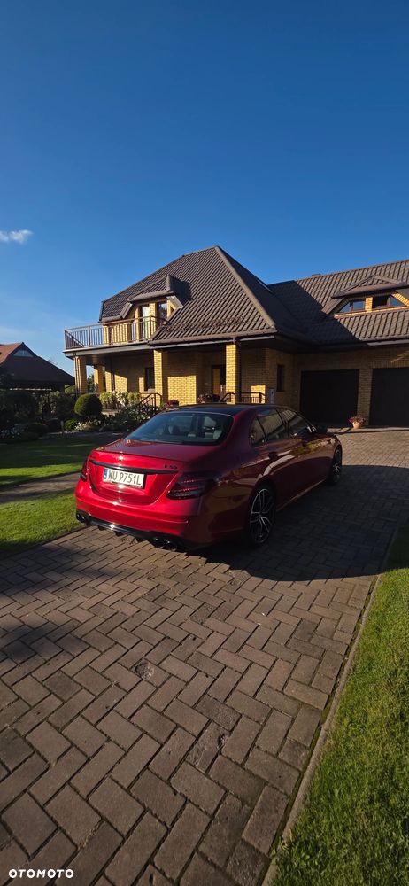 Mercedes-Benz Klasa E AMG 53 4-Matic+ - 3