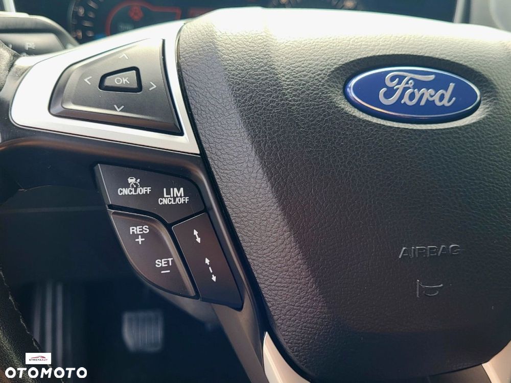 Ford Mondeo - 24
