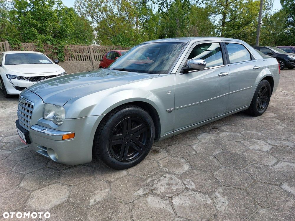 Chrysler 300C - 5