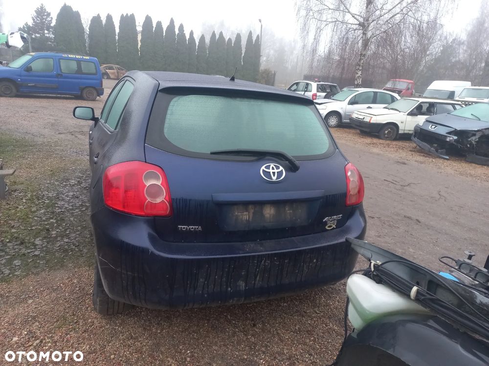 Toyota Auris 2.0 D4D 07r 8S6 wszystkie części - 4
