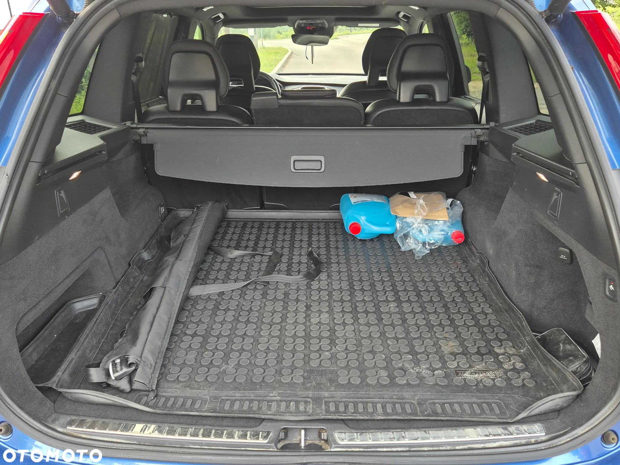 Volvo XC 90 D5 AWD R-Design - 28