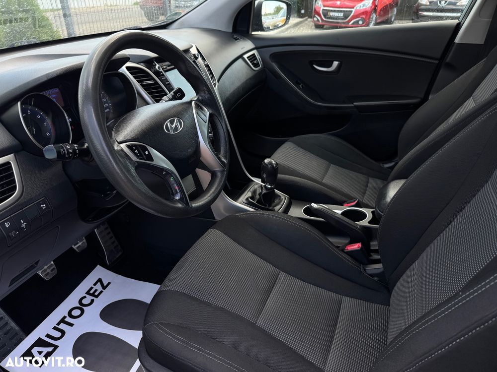 Hyundai i30 1.4 blue Comfort - 11