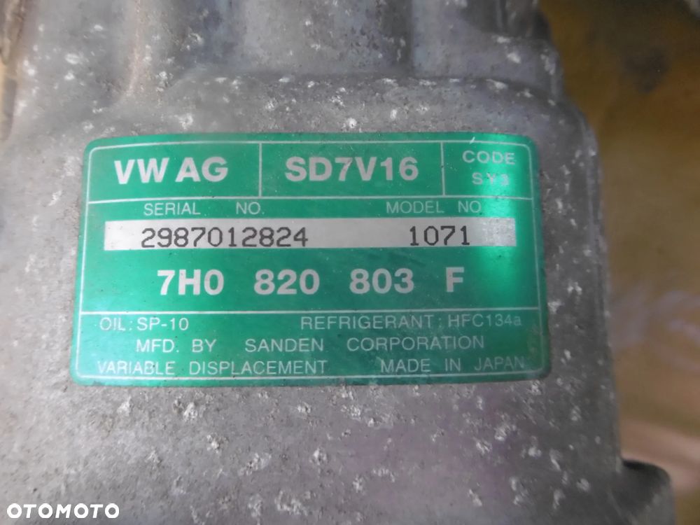 SPRĘŻARKA KOMPRESOR KLIMATYZACJI VW CADDY III 1.9TDI 7H0820803F - 2