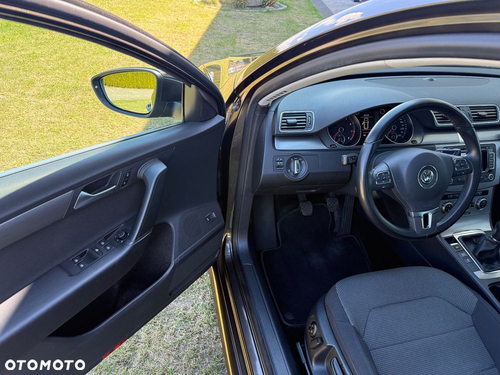 Volkswagen Passat 1.4 TSI BlueMotion Technology Comfortline - 8