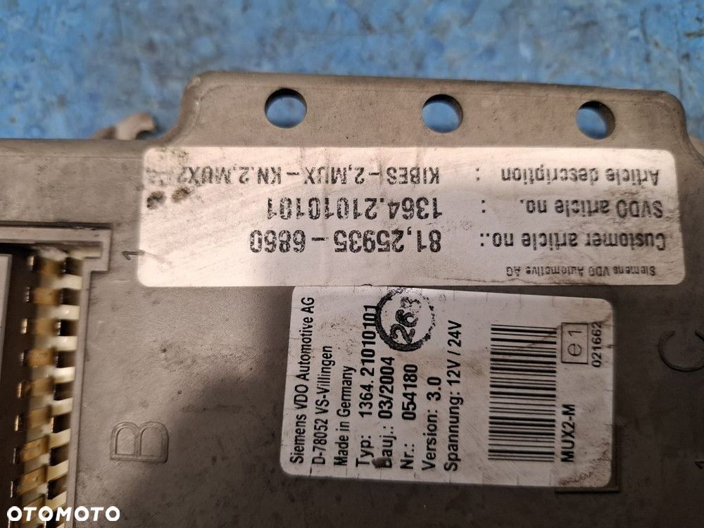 MAN A 21 STEROWNIK SILNIKA 8125935-6860 - 2