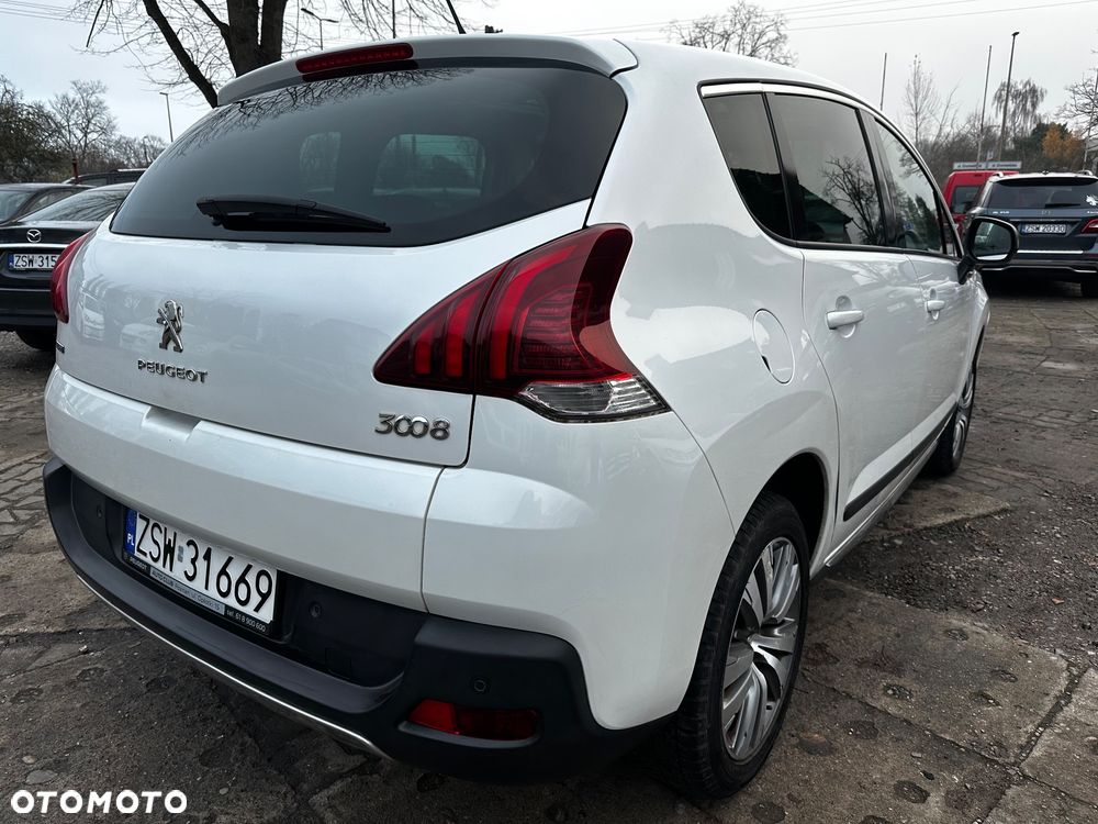 Peugeot 3008 1.6 BlueHDi Style S&S - 6