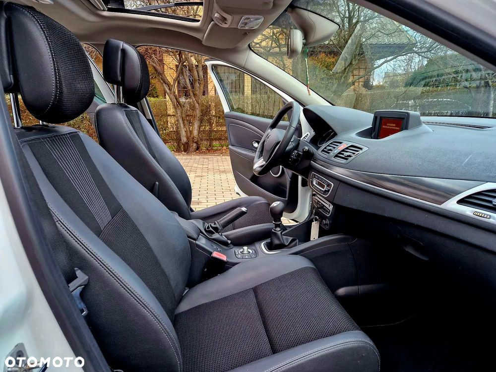 Renault Megane TCe 130 Dynamique - 24