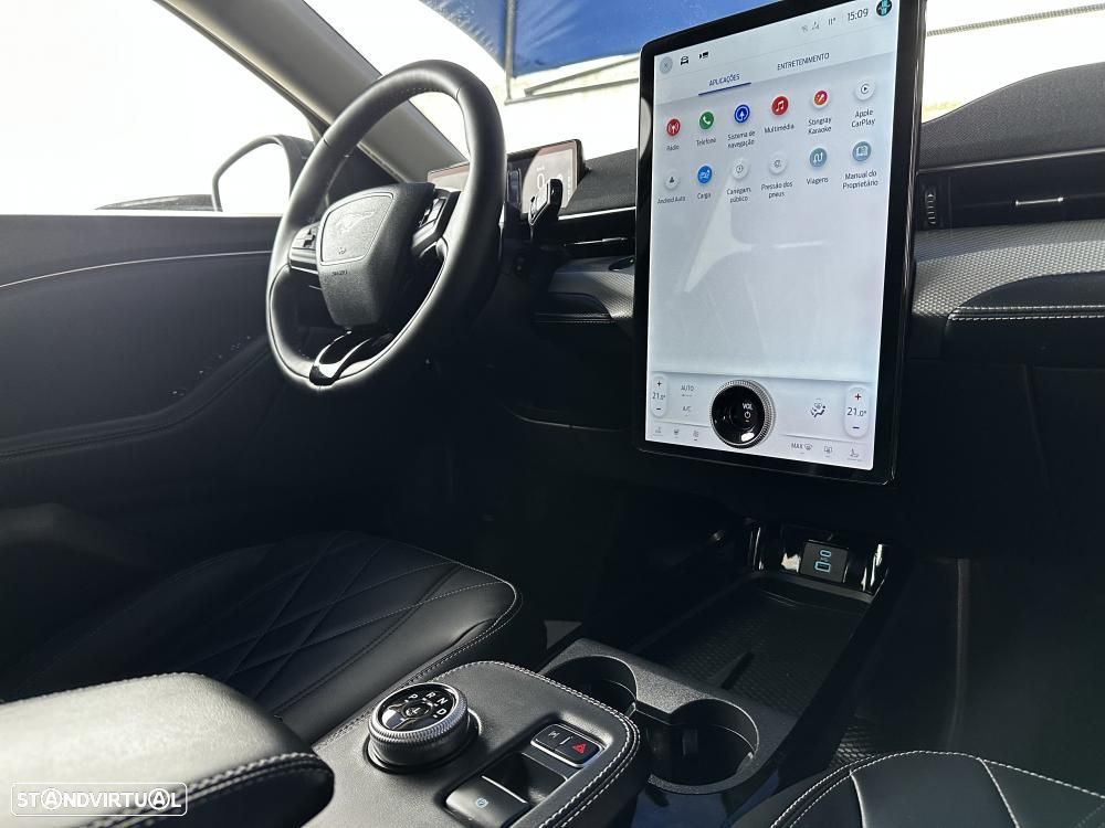 Ford Mustang Mach-E Standard - 37