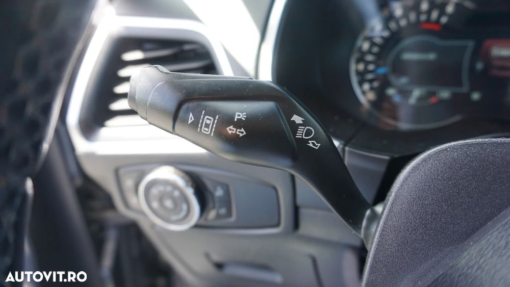 Ford S-Max 2.0 TDCi Titanium - 23