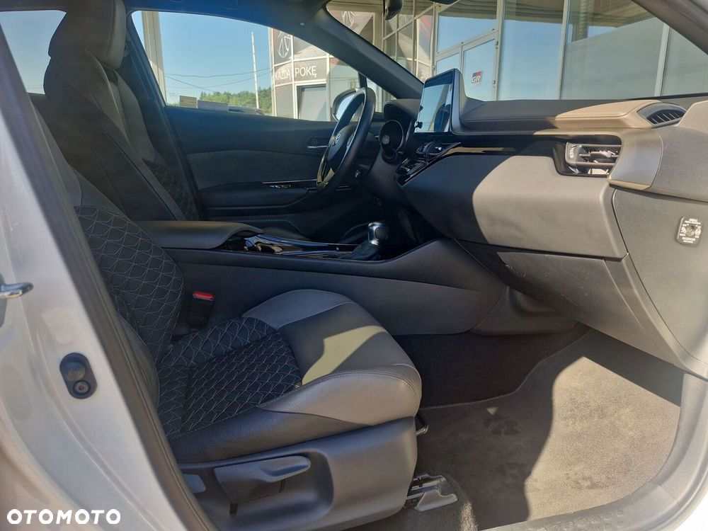 Toyota C-HR 2.0 Hybrid Executive - 6