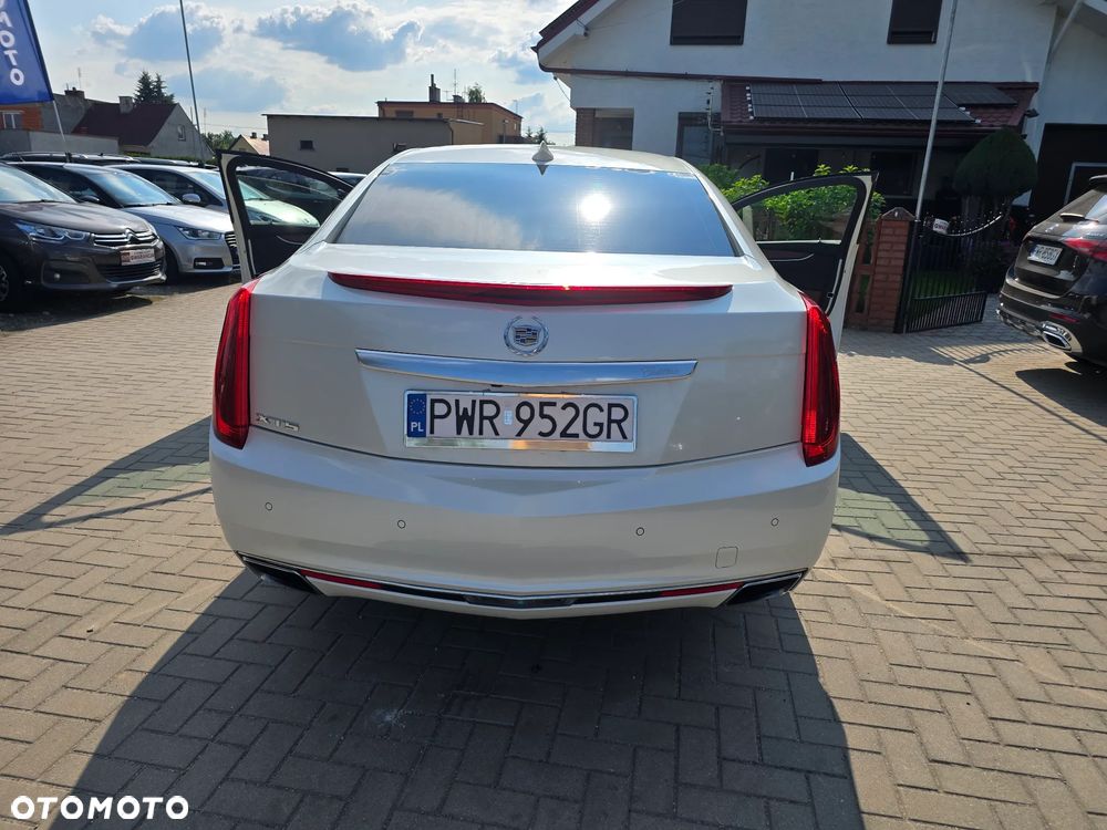Cadillac XTS - 22