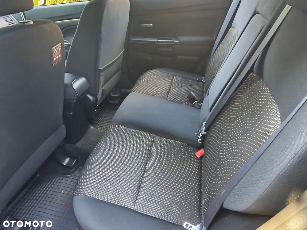 Mitsubishi ASX 1.6 Invite EU6 - 7