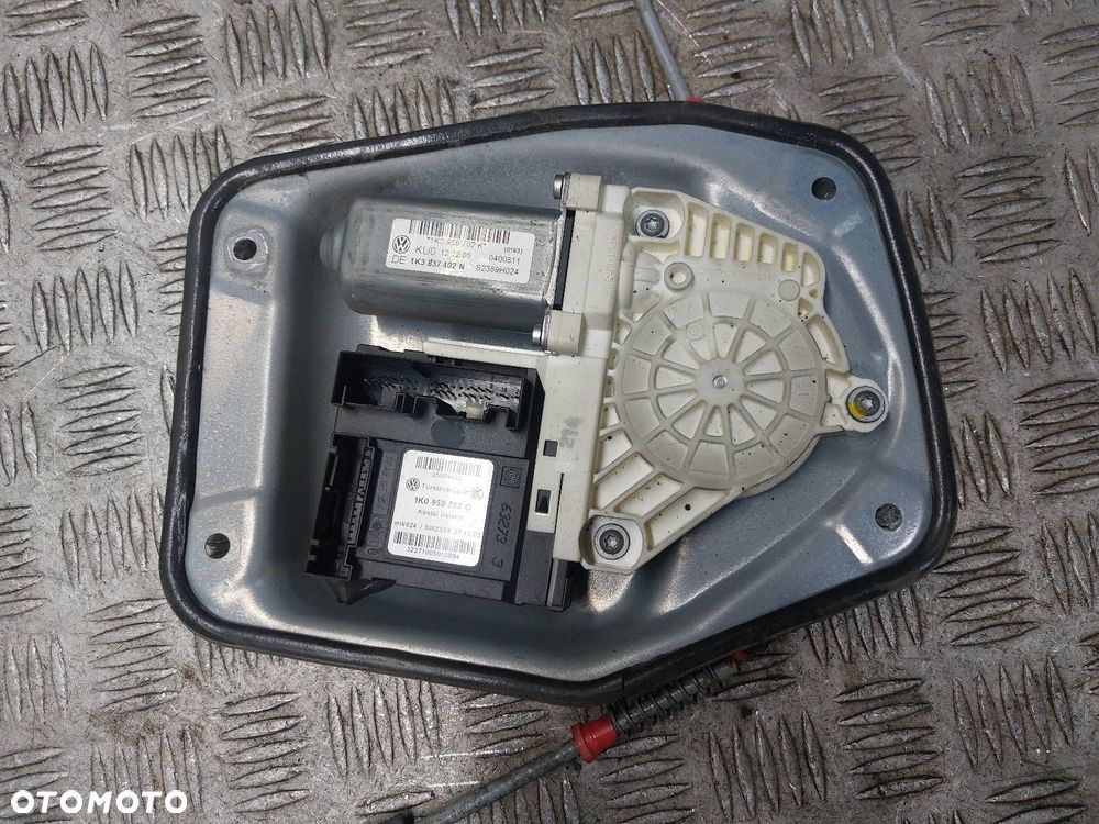 MECHANIZM PODNOŚNIK SZYBY PRAWY PRZÓD ELEKTRYCZNY VW GOLF V 1K0959792G - 2