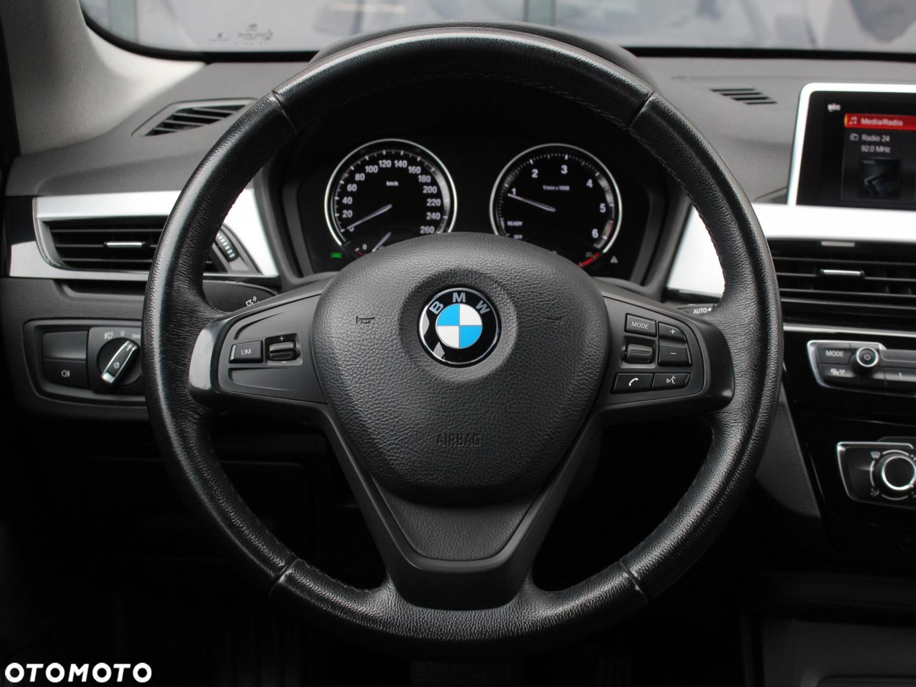 BMW X1 - 12